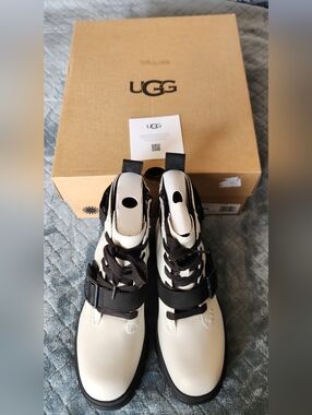 NEW. UGG Leather White and Black Lace-Up Combat Boots. 8.5 Women's. NIB.